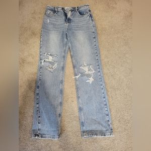 Relaxed fit light wash jeans